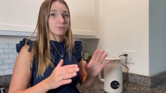 Soupe chaude, veloutée et nutritive grâce à votre blender multifonction